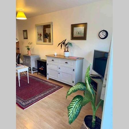 Upper Heath Farm - Stable Cottage Ludlow เครเวนอาร์มส ภายนอก รูปภาพ