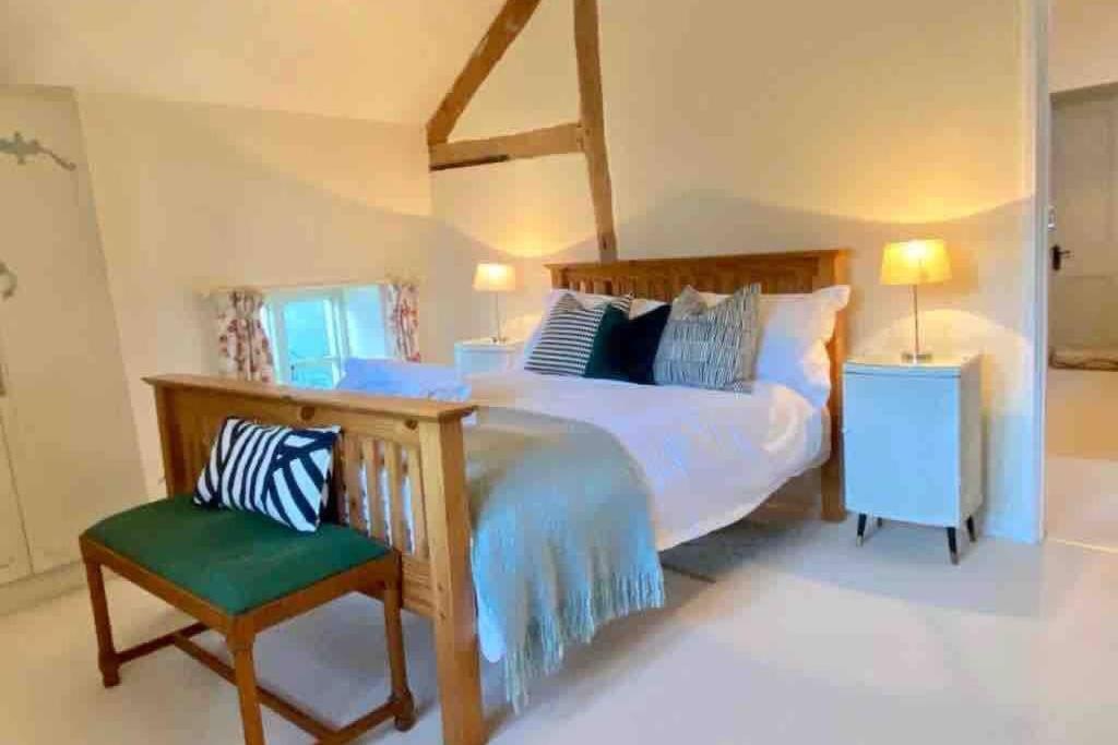 Upper Heath Farm - Stable Cottage Ludlow เครเวนอาร์มส ภายนอก รูปภาพ