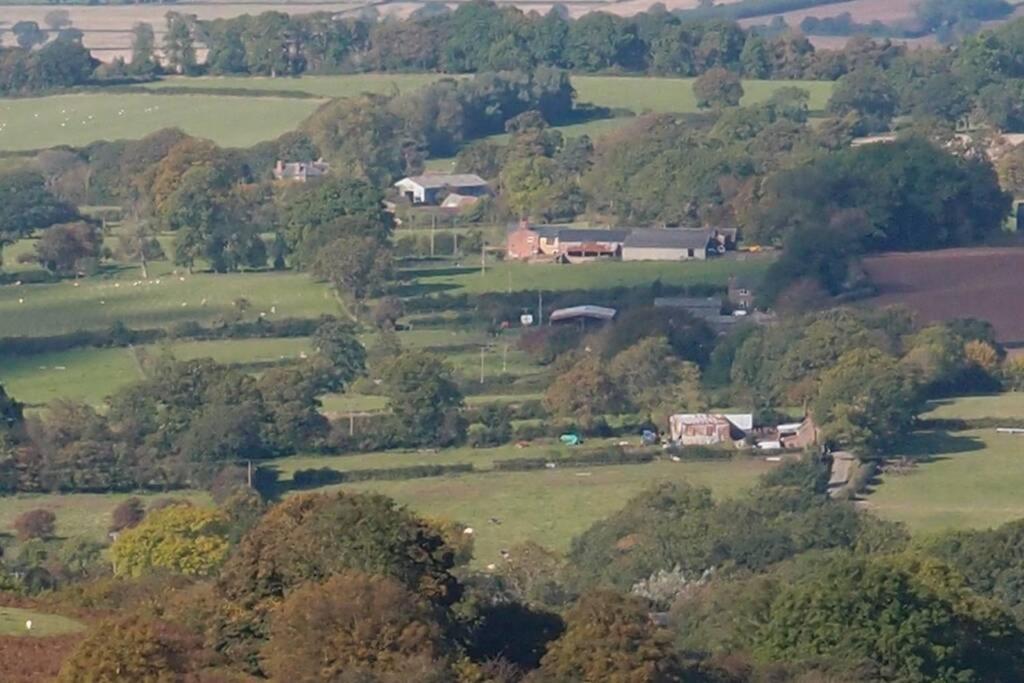 Upper Heath Farm - Stable Cottage Ludlow เครเวนอาร์มส ภายนอก รูปภาพ